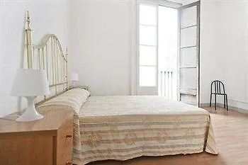فندق La Casa De Emilia برشلونة إسبانيا